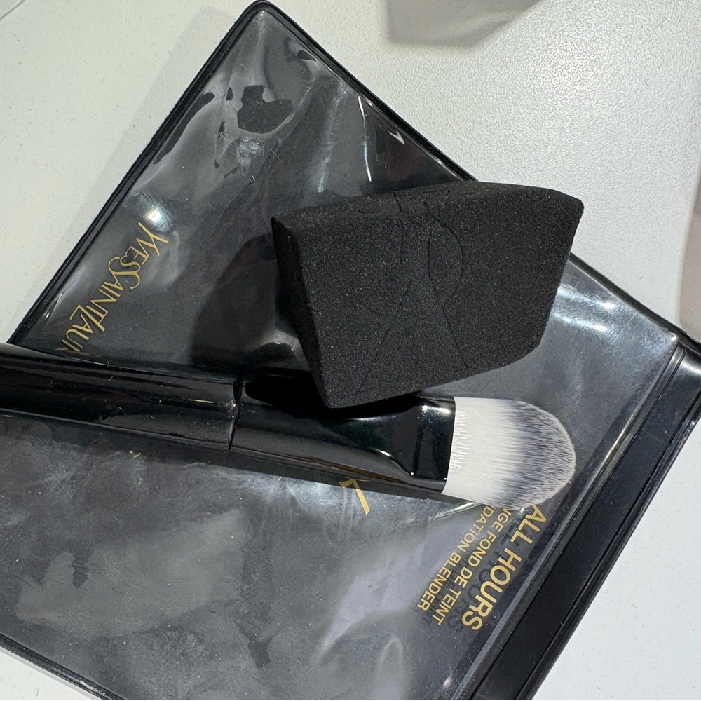 Yves Saint Laurent Pink Makeup Set - Picture 8 of 8